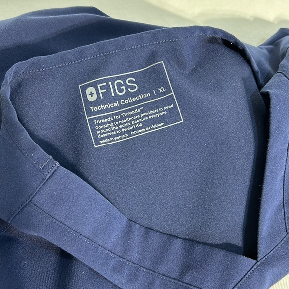 FIGS UNISEX TECHNICAL COLLECTION  SCRUB SHORT SLEEVE NAVY Sz XL - Picture 8 of 10